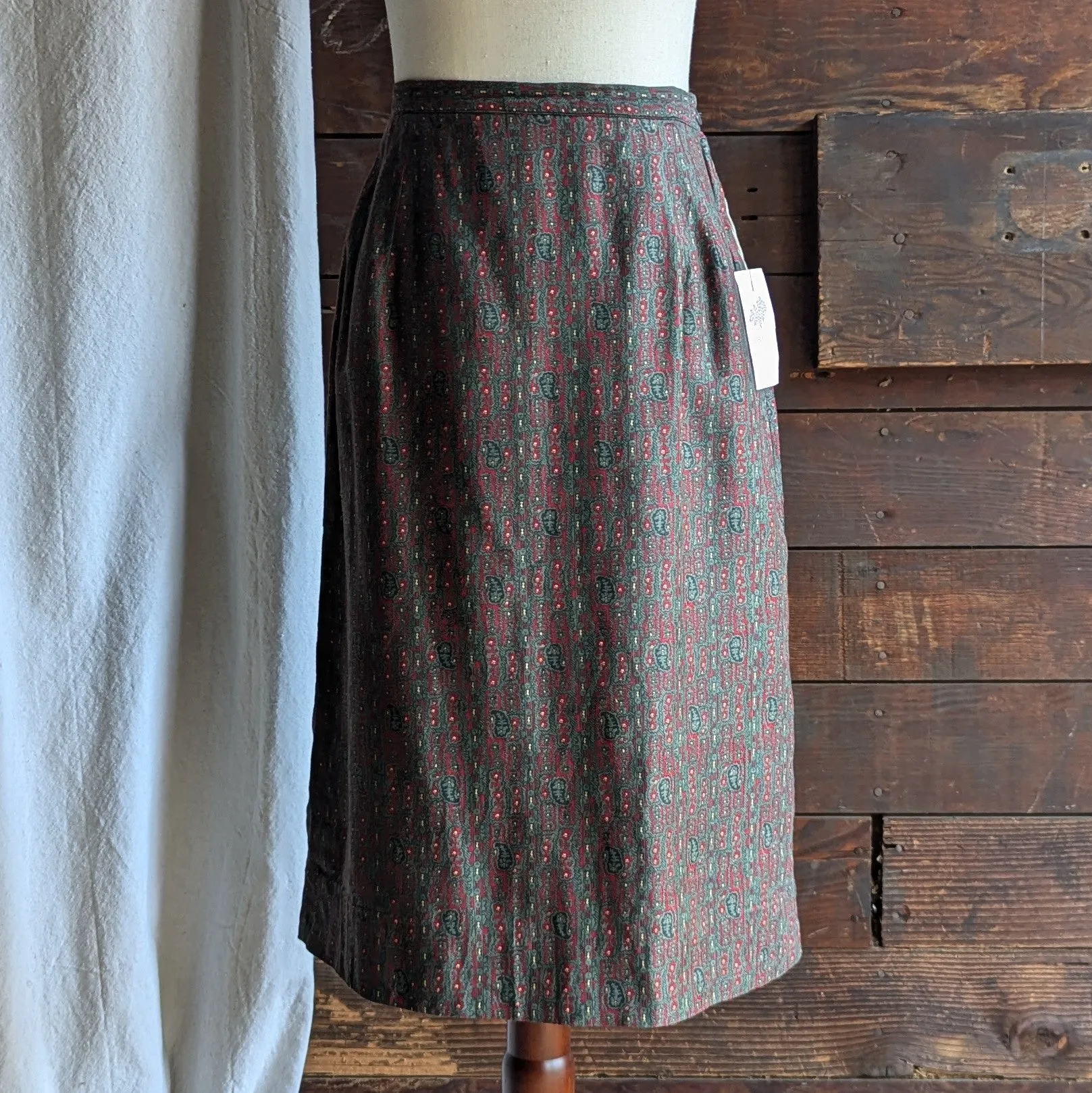 70s Vintage Olive Green and Red Pencil Skirt