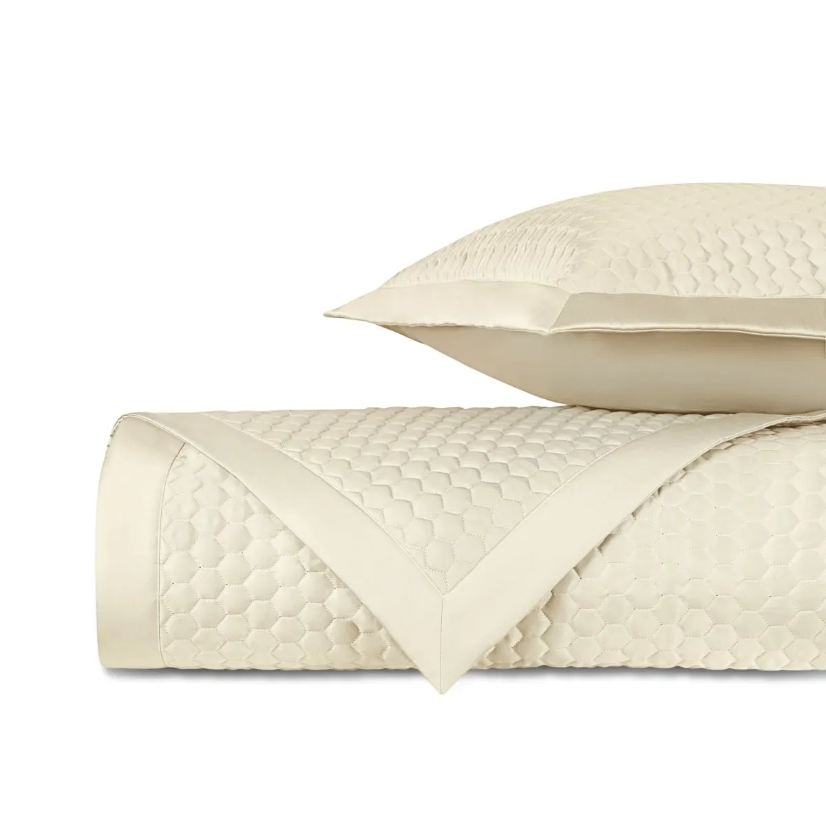 Apiary Quilted Ivory by Home Treasures