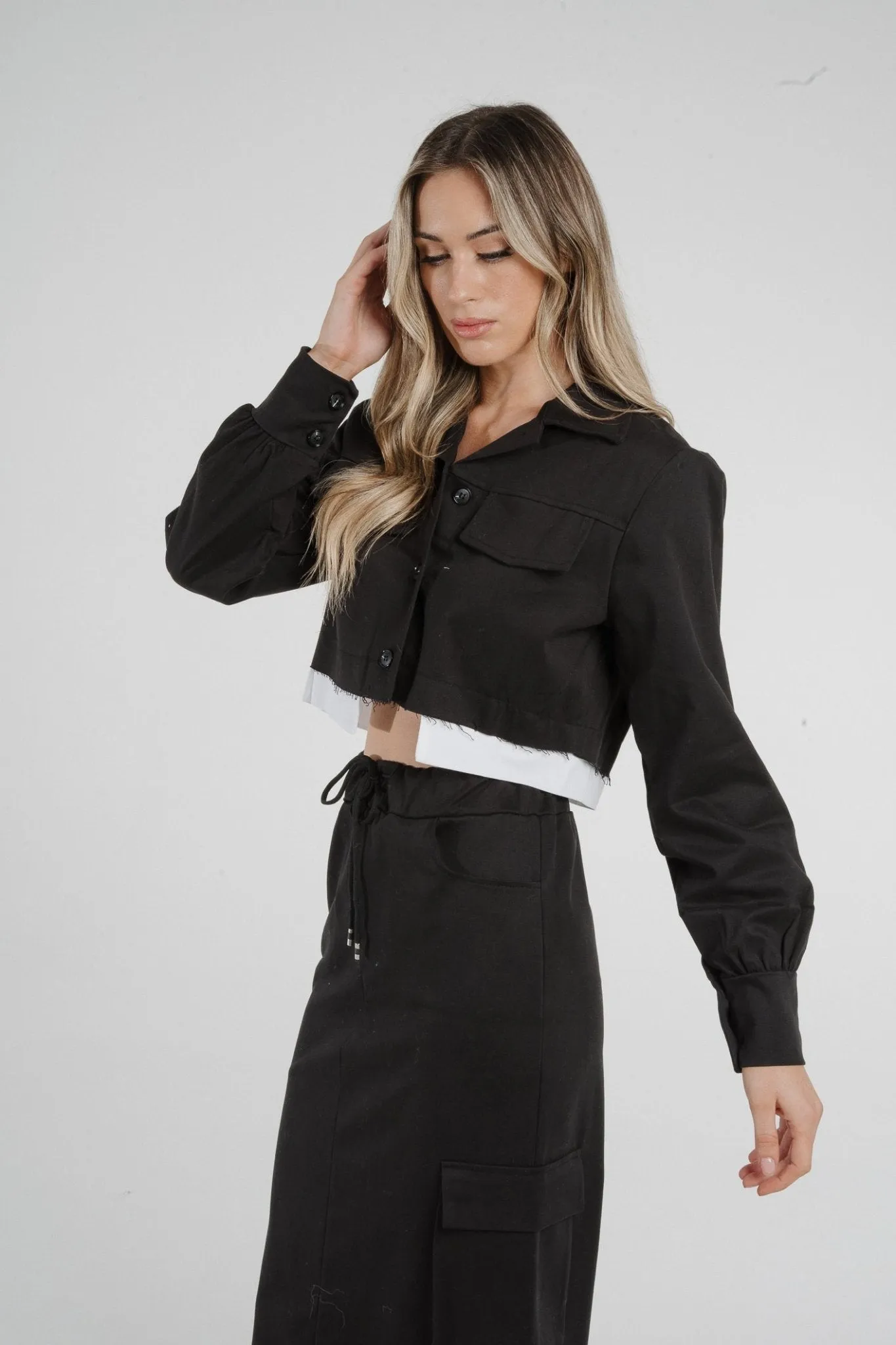 Cathy Cropped Jacket In Black