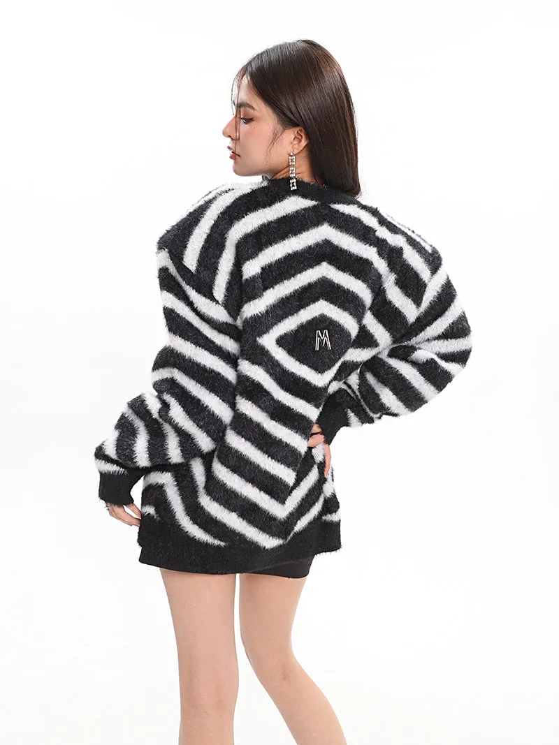 Diamond Tunnel Long Sleeve Sweater