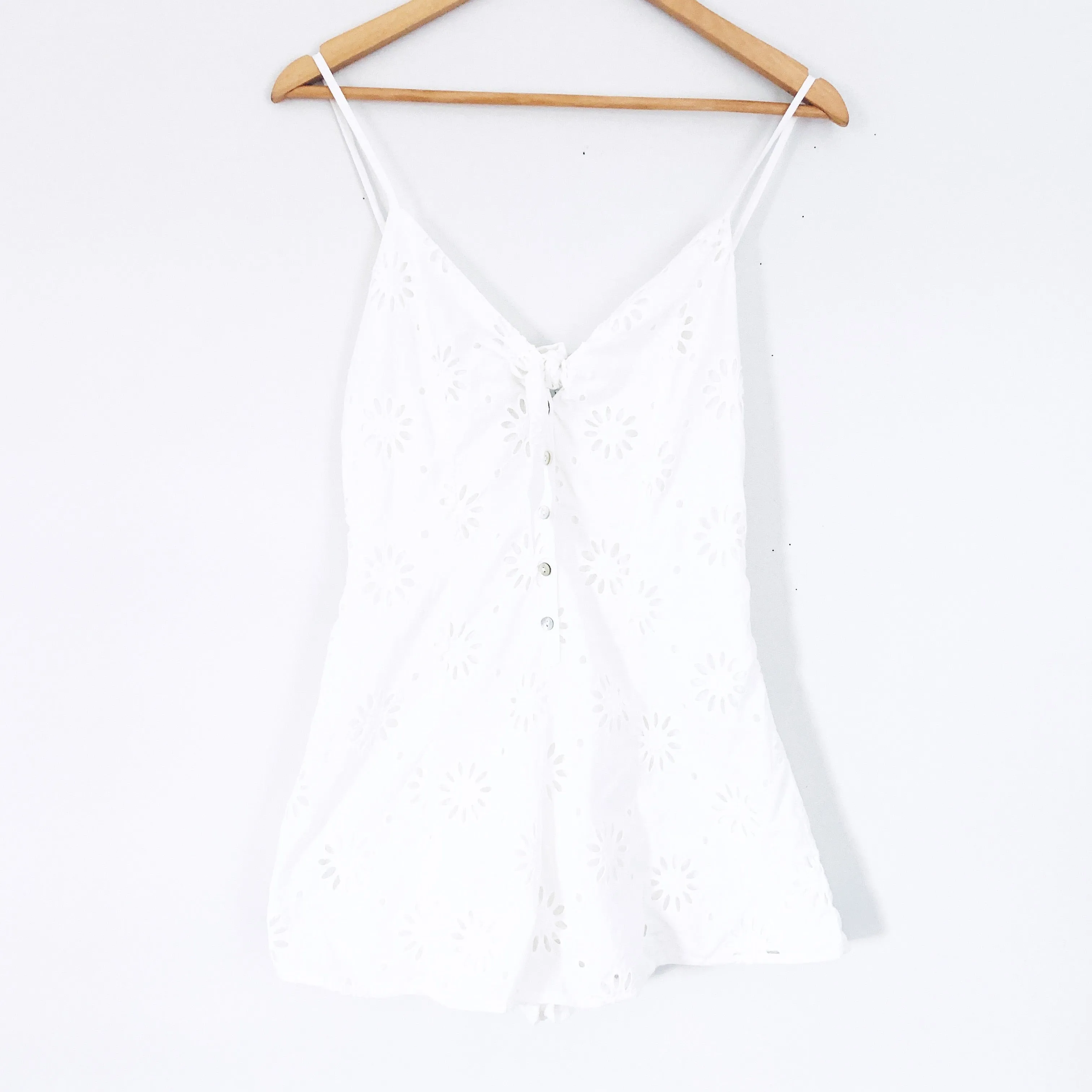 Forever 21 White Eyelet Tie Front Romper with Buttons NWT- Size S