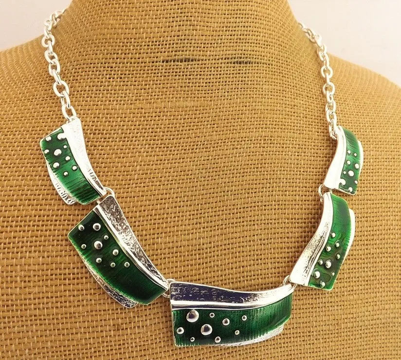 Green & Silver Tone Collar Necklace