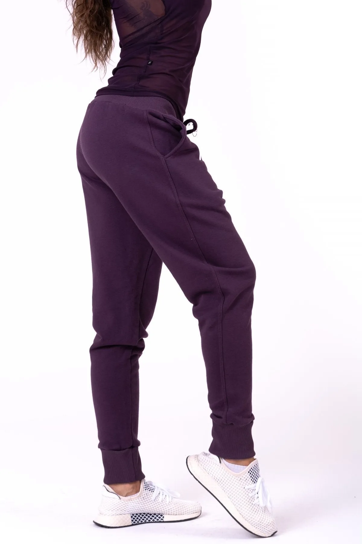 Nebbia Street Drop Crotch Pants 274 - Burgundy