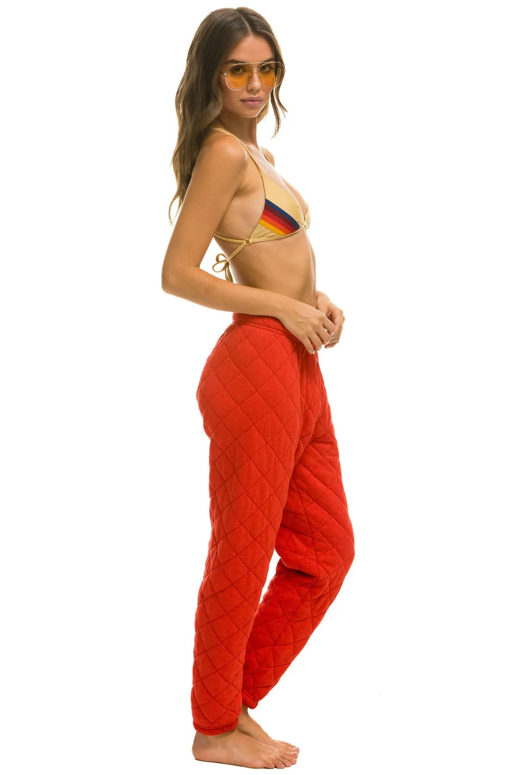 QUILTED SWEATPANTS - RED