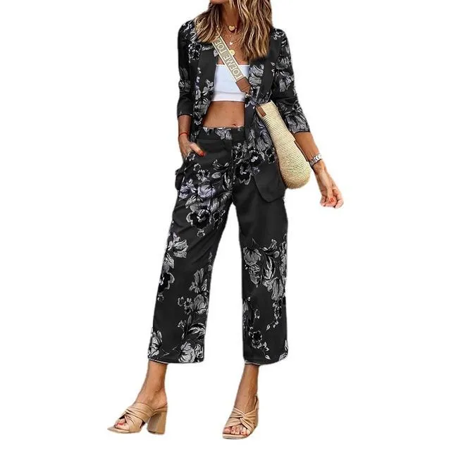 Set: 3/4-Sleeve Floral Blazer   Wide Leg Cropped Pants YR4059