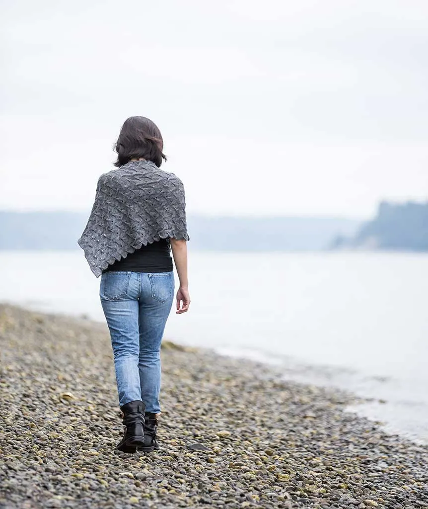 Spin-Stitch Poncho Using Isager Alpaca 2