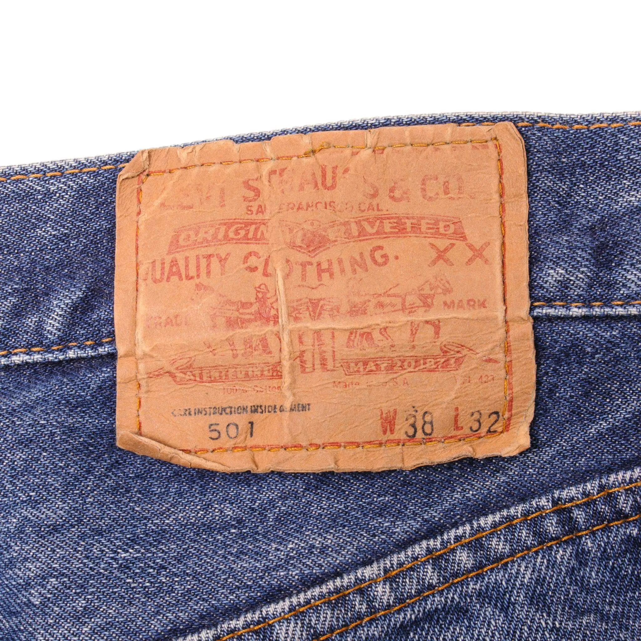 VINTAGE LEVIS 501 JEANS INDIGO early  1980s SIZE 35W L28 MADE IN USA WITH SELVEDGE